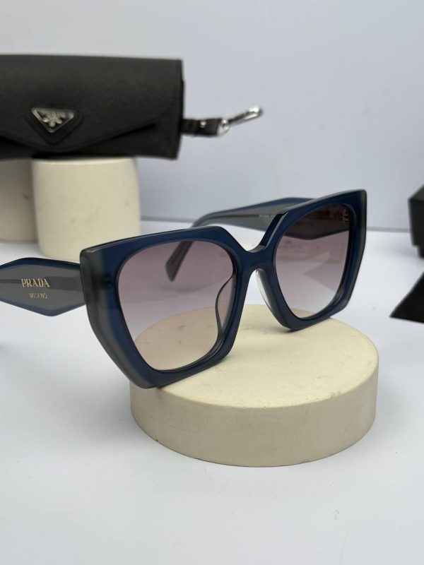 prada-15ws ( طوسی فیلی شفاف ) - Image 2