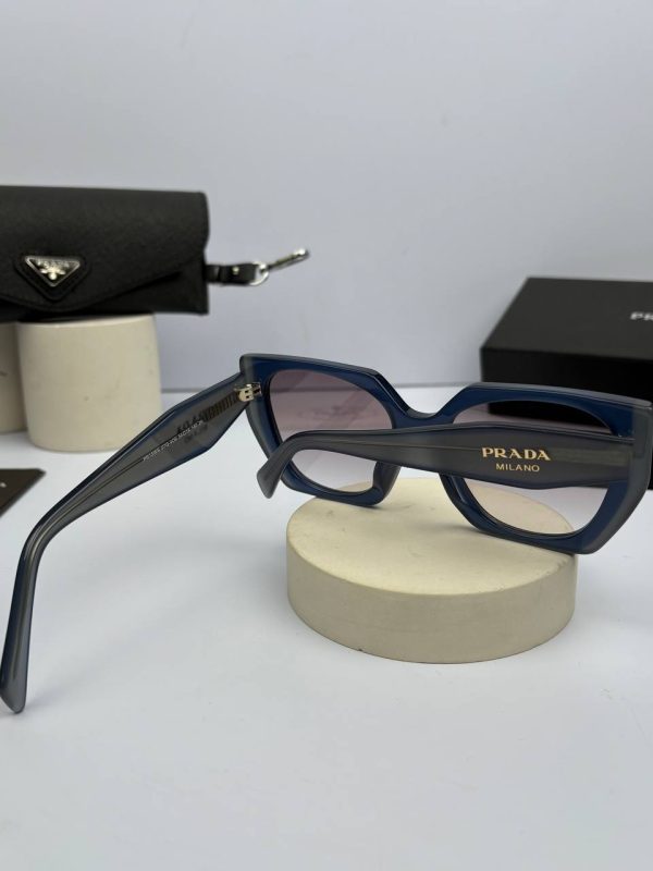 prada-15ws ( طوسی فیلی شفاف ) - Image 4
