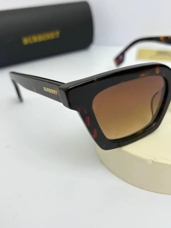 Burberry-B-4392 رنگ پلنگی هایلایت - Image 4