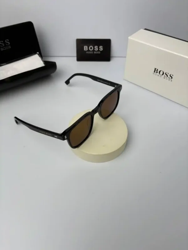 boss-0970s فریم مشکی عدسی قهوه ای - Image 3