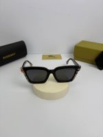 Burberry-B-4392 رنگ مشکی کرم دودی - Image 4