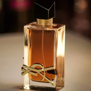 عطر Libre