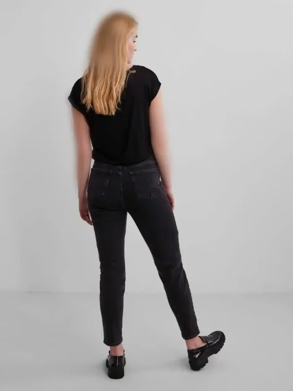 تاپ مشکی pieces - Image 3