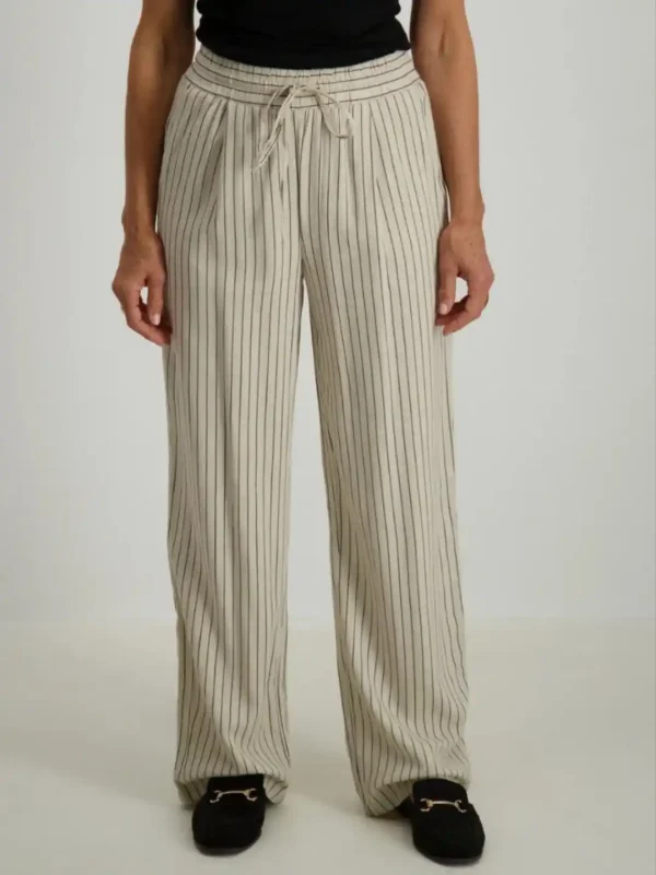 شلوار راه راه کرم vero moda - Image 1
