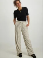 شلوار راه راه کرم vero moda - Image 3