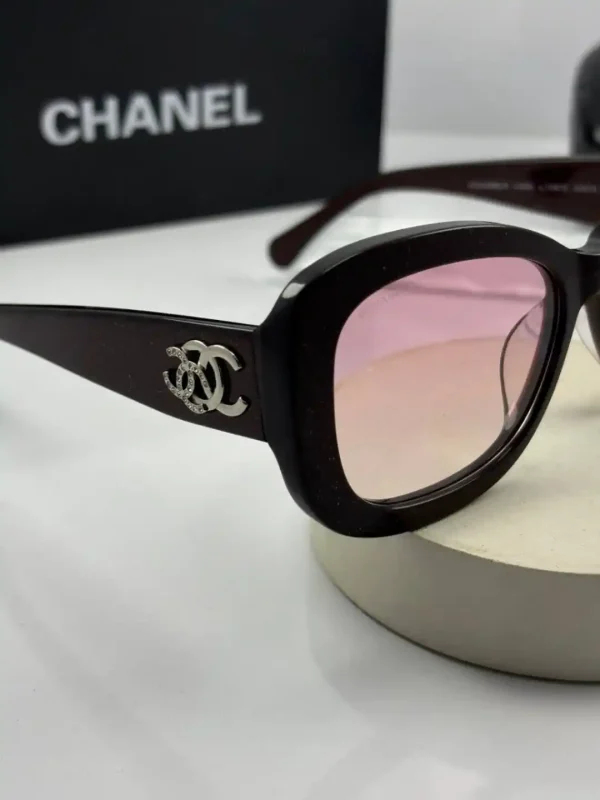 عینک chanel-5468B فریم زرشکی اکلیل دار - Image 4