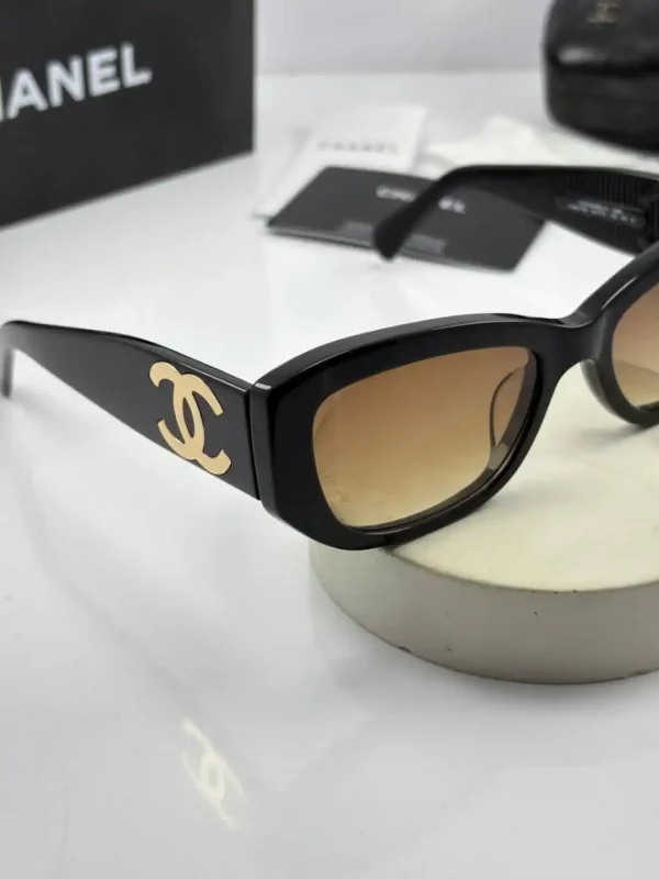 عینک chanel-5493 مشکی براق عدسی  هایلایت قهوه ای - Image 3