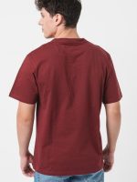 تیشرت زرشکی لوگو سفید jack&jones - Image 6