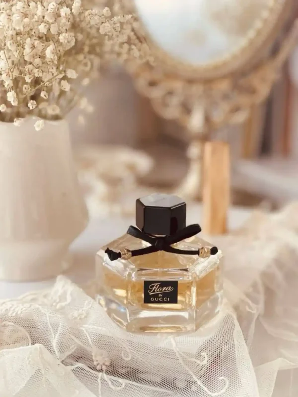 عطر Gucci Flora - Image 2